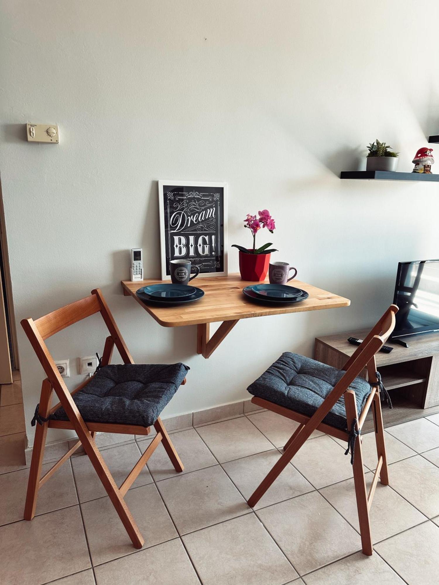 Homely Flat Near Airport Thessalonique Extérieur photo